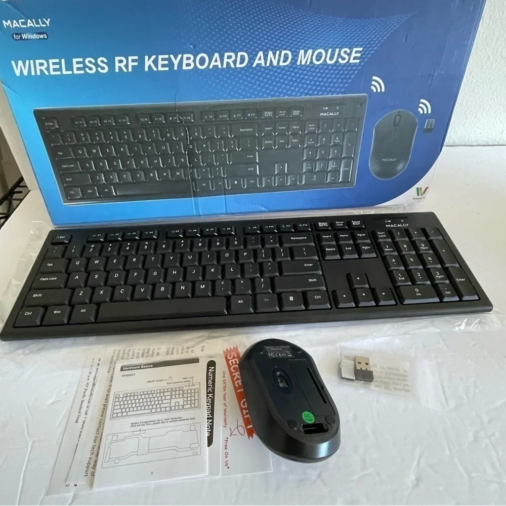 Macally RF Wireless Keyboard For Windows PC Utra-slim Black ,New in a opened Box